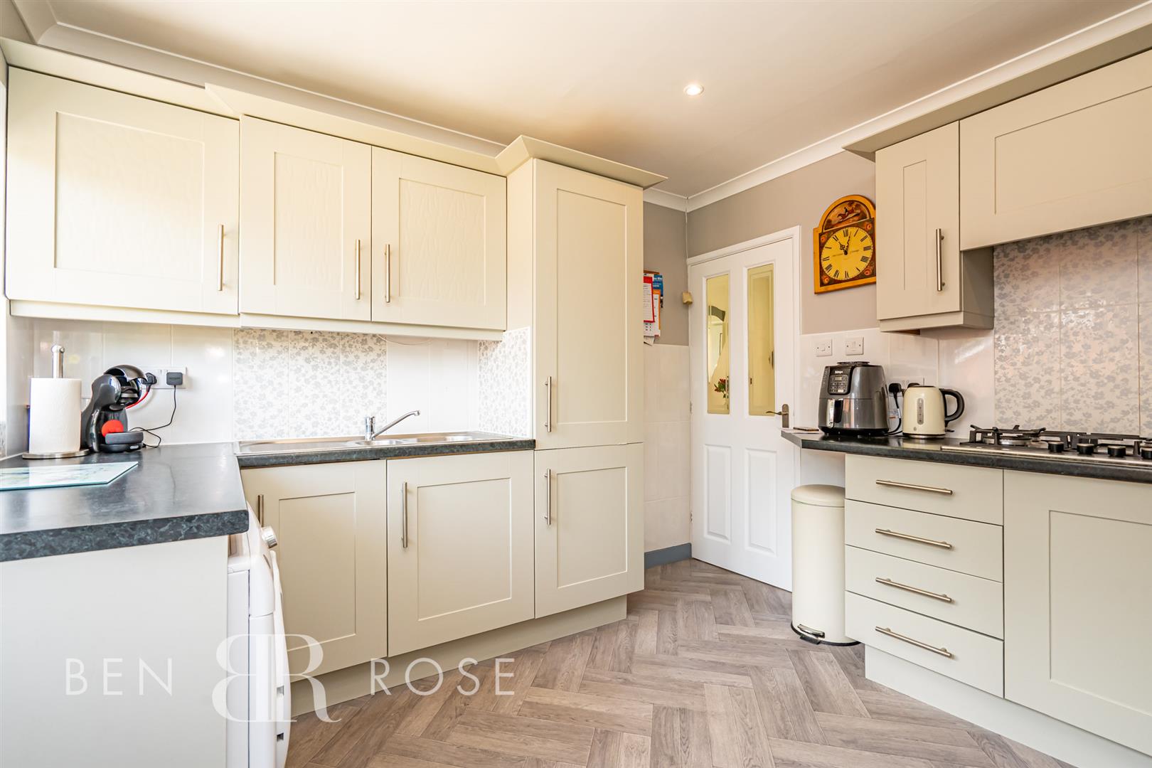 3 bed property in Well Orchard, Preston